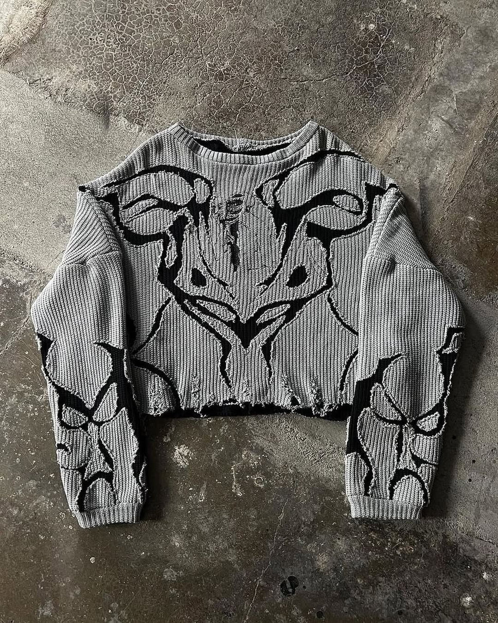 Shadow Spine crewneck